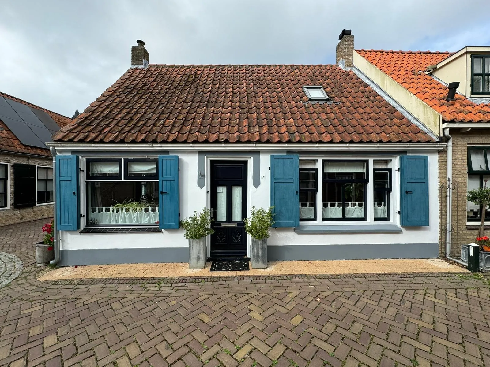 Detail van houten luik met FSC-hardhout